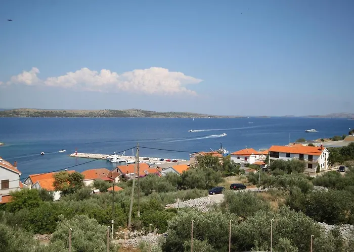 With Parking Space Sali, Dugi Otok - 8152 *