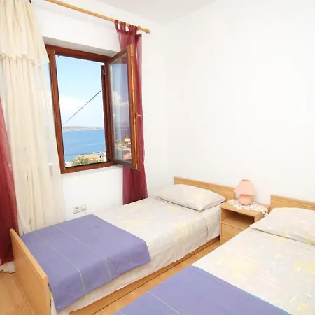 With Parking Space Sali, Dugi Otok - 8152 Apartament *