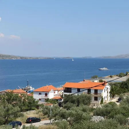 With Parking Space Sali, Dugi Otok - 8152 아파트 살리