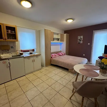 With Parking Space Sali, Dugi Otok - 8152 Apartament