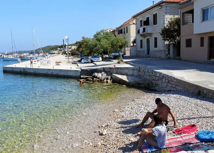 Διαμέρισμα With Parking Space Sali, Dugi Otok - 8152 *