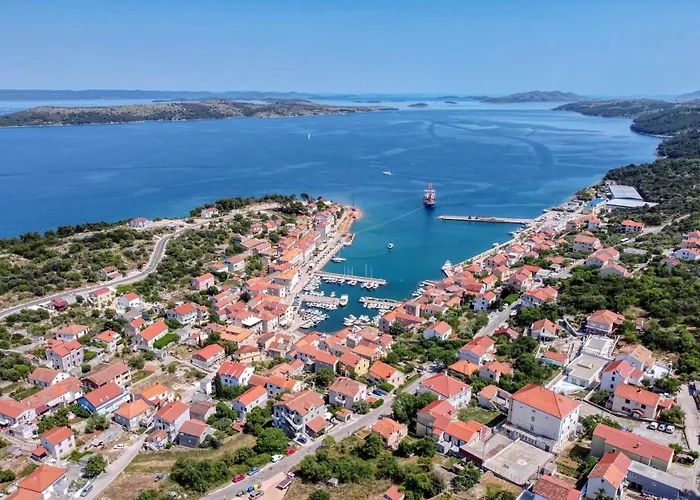 Апартаменты With Parking Space Sali, Dugi Otok - 8152 *